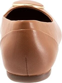SoftWalk Sonoma Halo Women's Flat Shoes Tan : 9 M (B), Microfiber - Image 4
