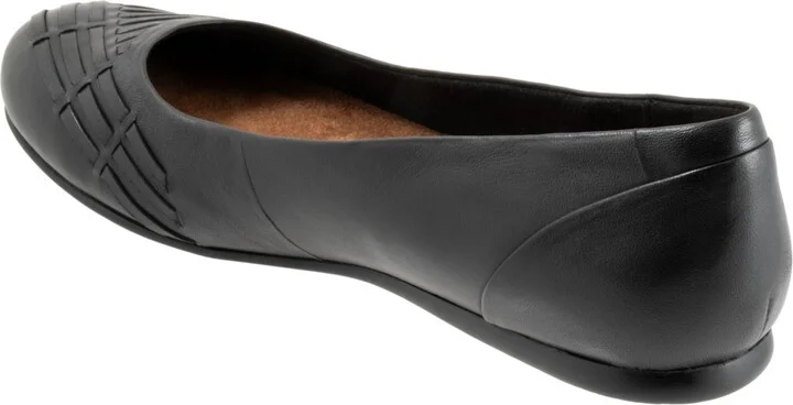 Softwalk Sonoma Weave Flat - Image 2