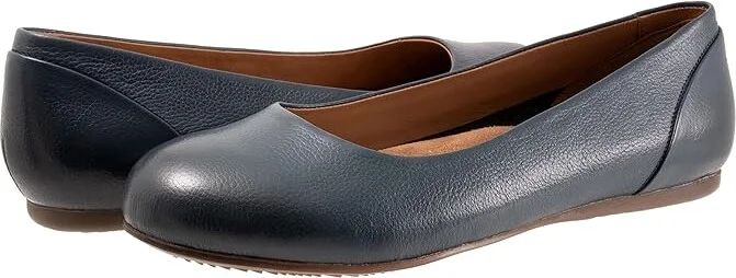 SoftWalk Sonoma Women's Shoes Navy Tumbled : 9 W (D), Leather