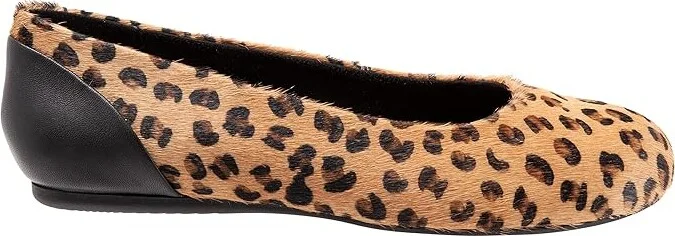 SoftWalk Sonoma Women's Shoes Tan Cheetah : 6 WW (EE), Leather - Image 7
