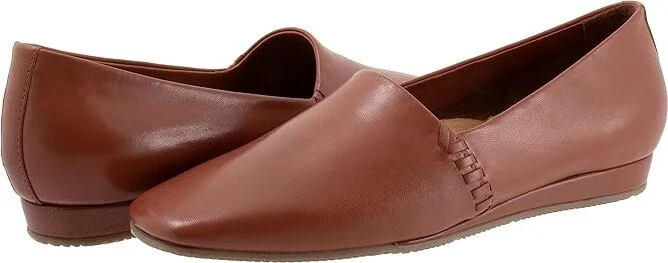 SoftWalk Vale Women's Flat Shoes Rust : 10.5 N (AA), Leather