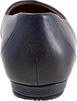 SoftWalk Vellore Women's Shoes Navy : 9.5 WW (EE), Nappa - Image 4