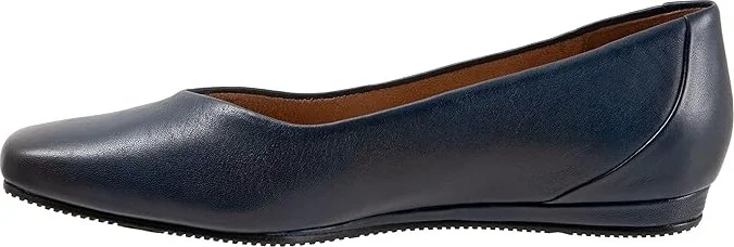 SoftWalk Vellore Women's Shoes Navy : 9.5 WW (EE), Nappa - Image 6