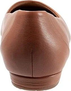 SoftWalk Vellore Women's Shoes Tan : 10.5 WW (EE), Nappa - Image 4
