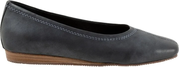 Softwalk Vera Cruz Flat - Image 8