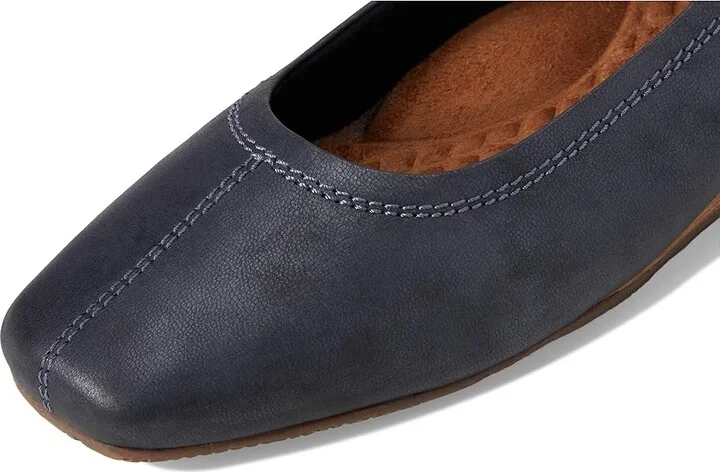 SoftWalk Vera Cruz Women's Flat Shoes Black Pearl : 8.5 N (A), Leather - Image 7