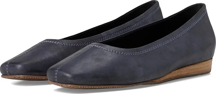 SoftWalk Vera Cruz Women's Flat Shoes Black Pearl : 8.5 N (A), Leather
