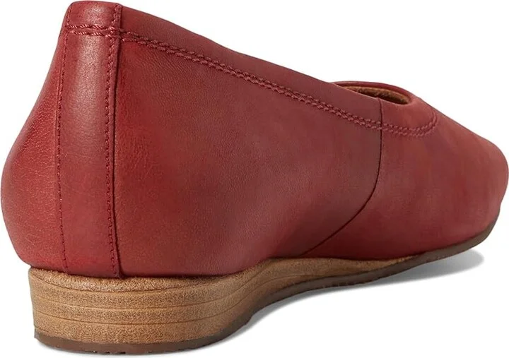 SoftWalk Vera Cruz Women's Flat Shoes Dark Red Pearl : 6.5 W (D), Leather - Image 4