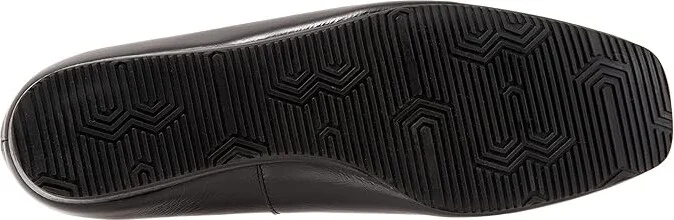 SoftWalk Vianna Women's Shoes Black Patent : 7.5 W (D), Leather - Image 3