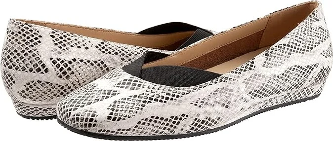 SoftWalk Vianna Women's Shoes Black/White Snake : 8.5 M (B), Leather
