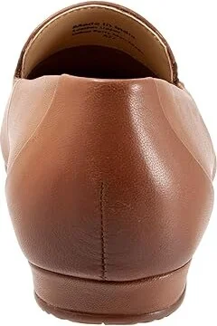 SoftWalk Vista Women's Flat Shoes Luggage : 12 M (B), Nubuck - Image 4