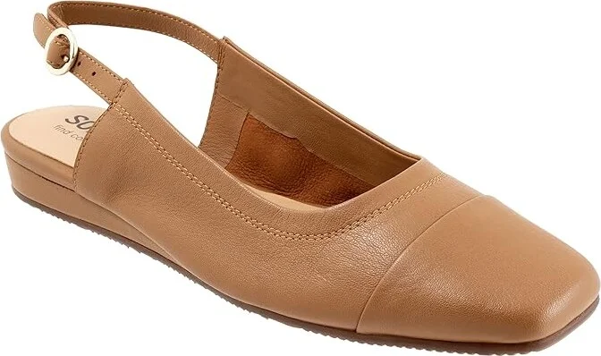 SoftWalk Vittoria Women's Flat Shoes Tan : 9 M (B), Leather