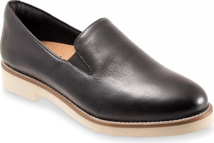 Softwalk Whistle II SlipOn