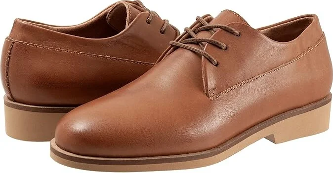 SoftWalk Whitby Women's Shoes Luggage : 5 M (B), Leather