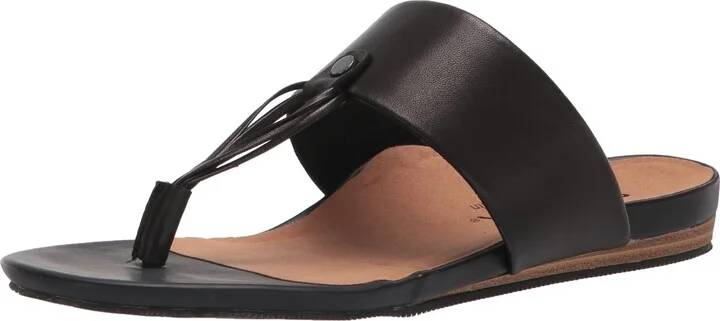 SoftWalk Women's Calimesa Flat Sandal