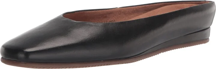 SoftWalk Women's Clog Loafer