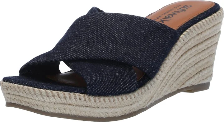 SoftWalk Women's Hastings Platform