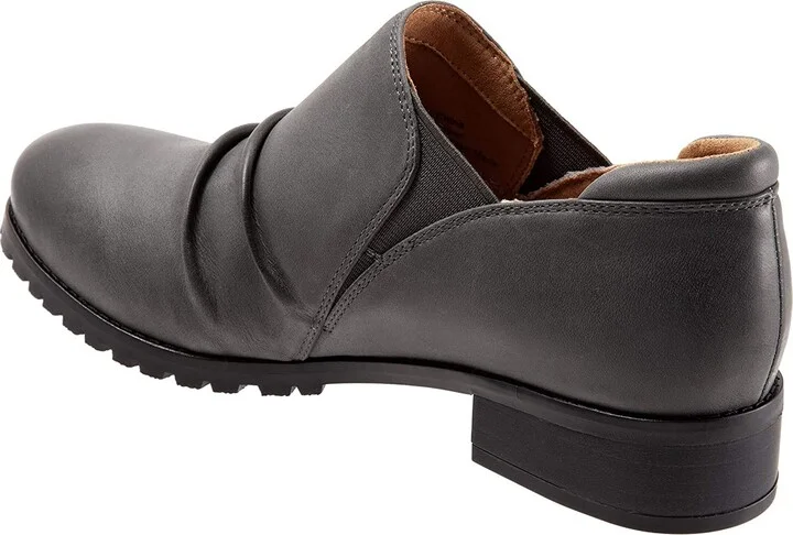 Softwalk Women's MARA Loafer