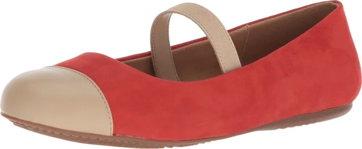 Red/Nude