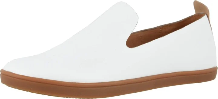 SoftWalk Women's Nell Sneaker