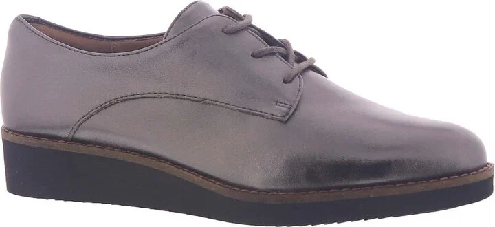 SoftWalk Women's Oxford Mule