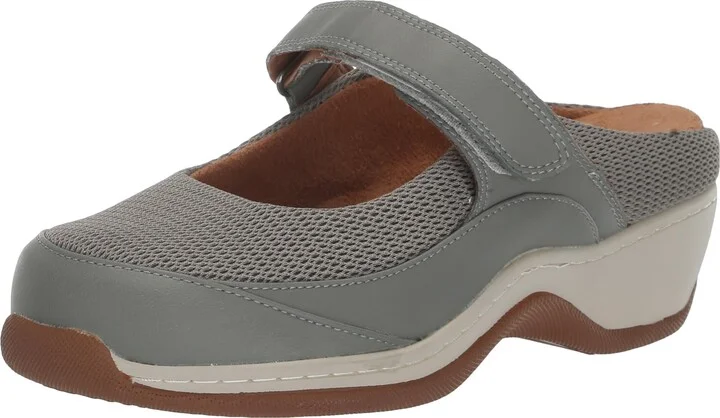 SoftWalk Women's Sneaker Mule
