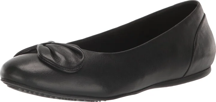 SoftWalk Women's Sofia Loafer Flat