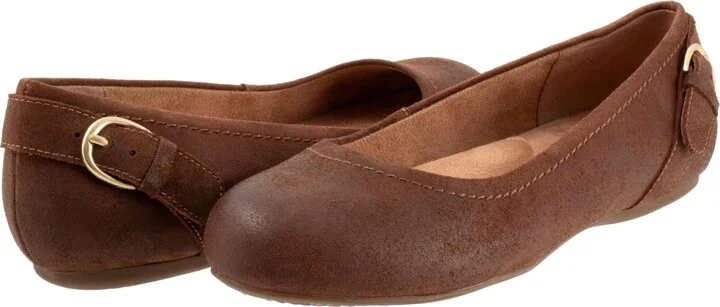 SoftWalk Women's Sydney Ballet Flat