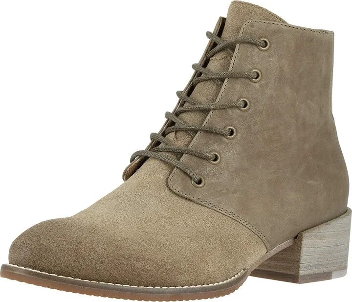 SoftWalk Women's Tianna Fashion Boot