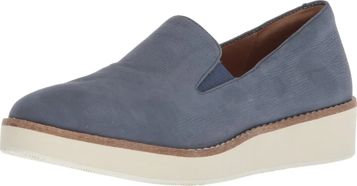 Softwalk Women's Whistle Loafer