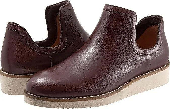 SoftWalk Woodbury Women's Boots Dark Brown : 7.5 W (D), Leather