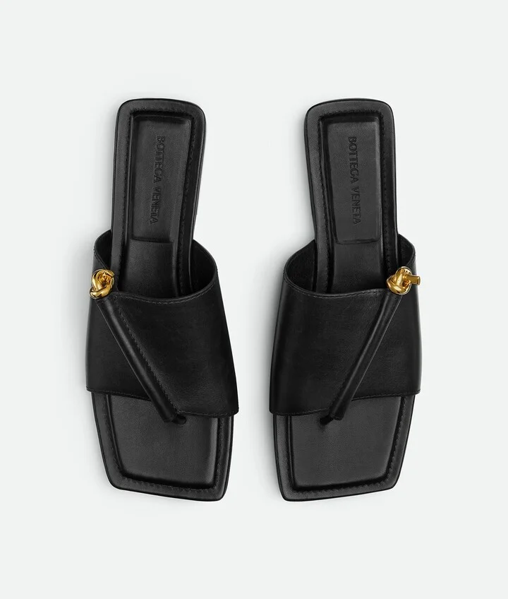 Solstice Flat Thong - Image 5