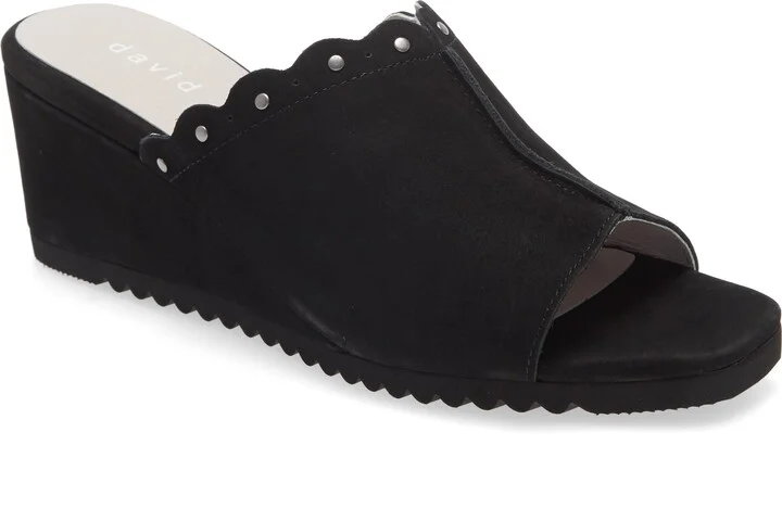 Song Wedge Sandal