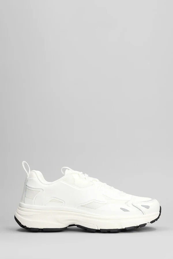 Sora Runners Sneakers In White Polyester