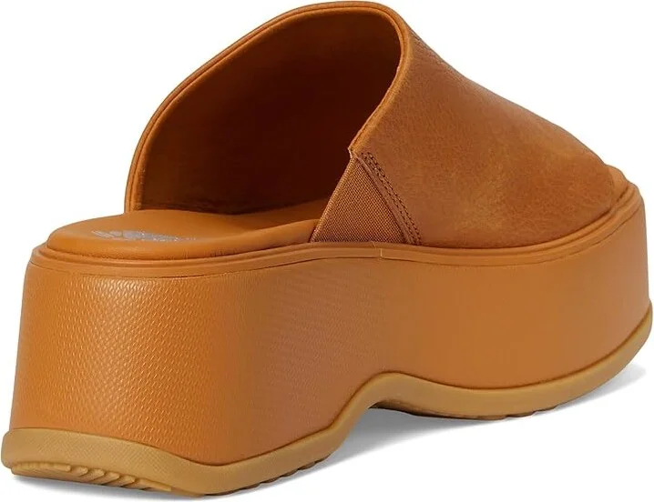 SOREL Dayspringtm Slide Sandal Women's Shoes Canyon Gold, Gum : 7.5 B - Medium, Leather - Image 4
