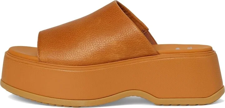 SOREL Dayspringtm Slide Sandal Women's Shoes Canyon Gold, Gum : 7.5 B - Medium, Leather - Image 6