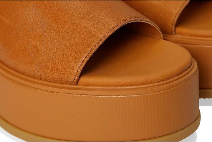 SOREL Dayspringtm Slide Sandal Women's Shoes Canyon Gold, Gum : 7.5 B - Medium, Leather - Image 7