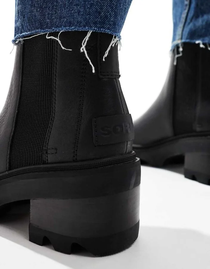 Sorel Joan Now heeled leather chelsea boots in black - Image 4