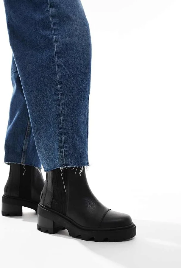 Sorel Joan Now heeled leather chelsea boots in black