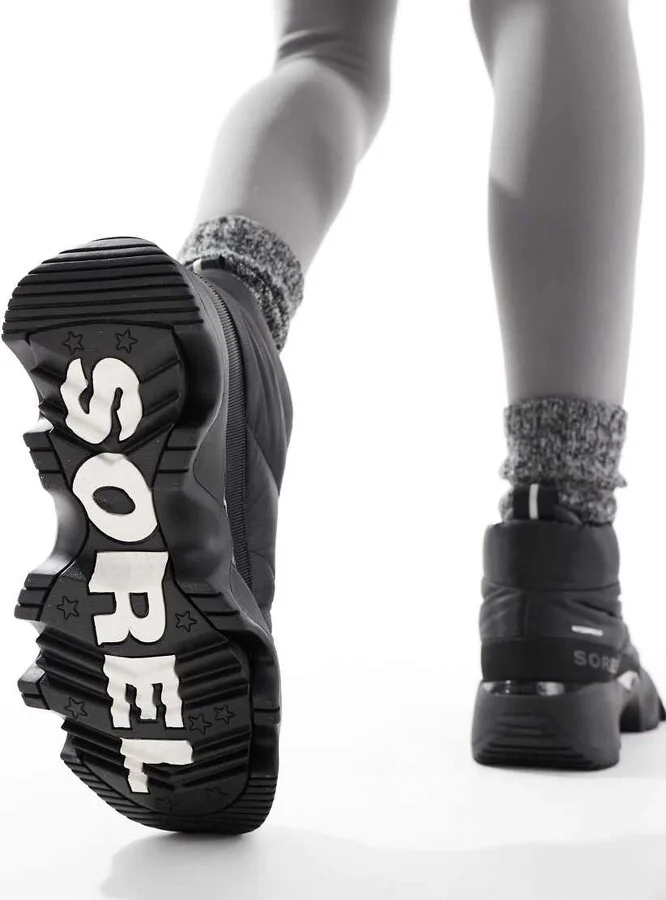 Sorel Kinetic Impact Puffy Zip WP waterproof puffer snow boots in black and sea salt - Image 2