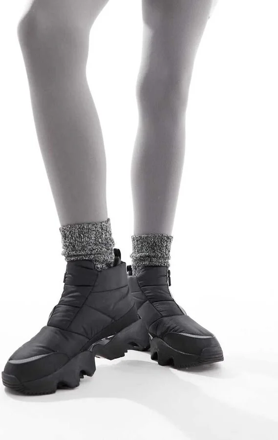 Sorel Kinetic Impact Puffy Zip WP waterproof puffer snow boots in black and sea salt - Image 4