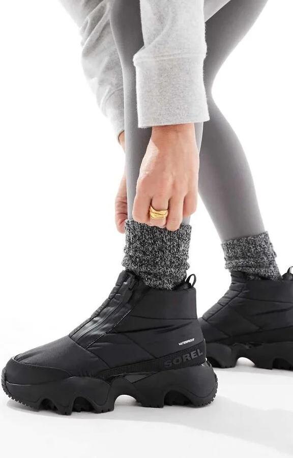 Sorel Kinetic Impact Puffy Zip WP waterproof puffer snow boots in black and sea salt