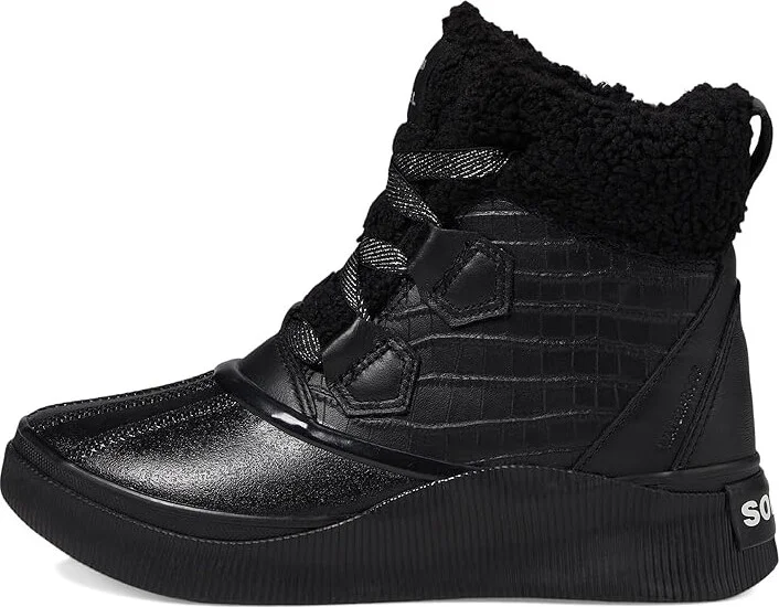 SOREL Out N Abouttm IV Chillz Lux Waterproof Women's Snow Shoes Black/Black : 9 B - Medium, Leather - Image 5