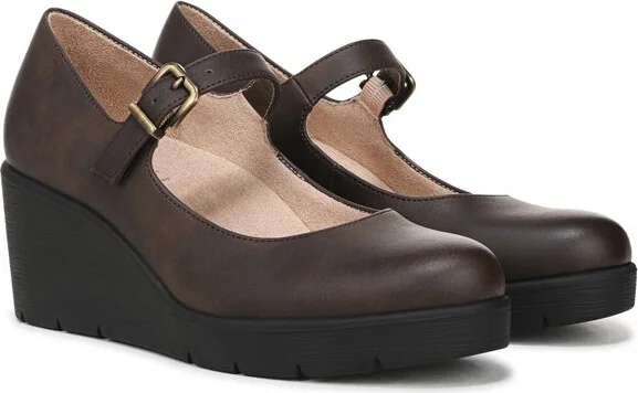 SOUL Naturalizer Women's Adore Mary Jane Flat Chocolate Brown 7 M - Image 2