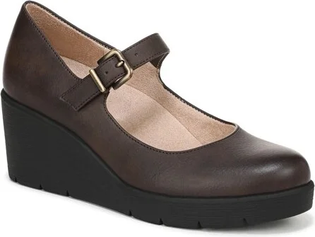 SOUL Naturalizer Women's Adore Mary Jane Flat Chocolate Brown 7 M