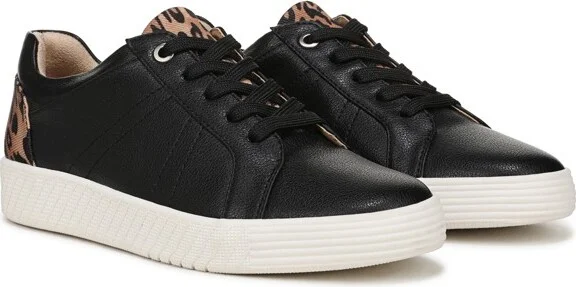 SOUL Naturalizer Women's Neela Sneaker Steel Grey Metallic 5 M - Image 3