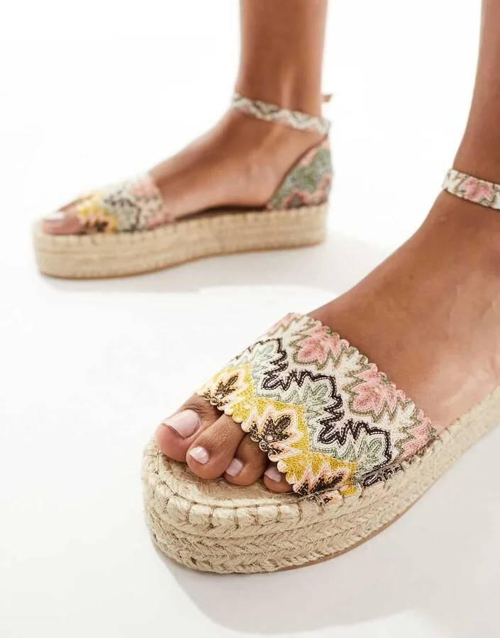South Beach crochet flatform espadrille in Natural - Image 3