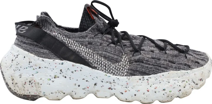 Space Hippie IV in Iron Grey Flyknit