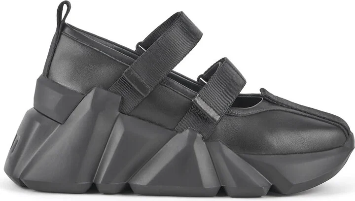 Space Kick Jane - Black