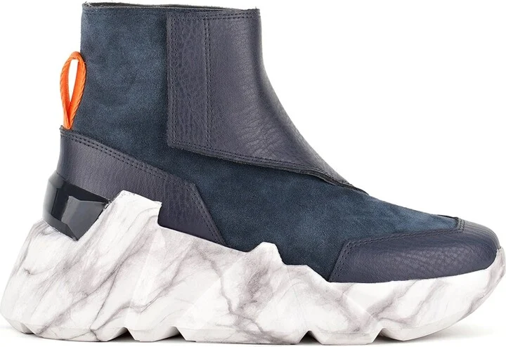 Space Kick V Boot